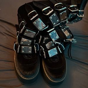 Demonia boots size 8